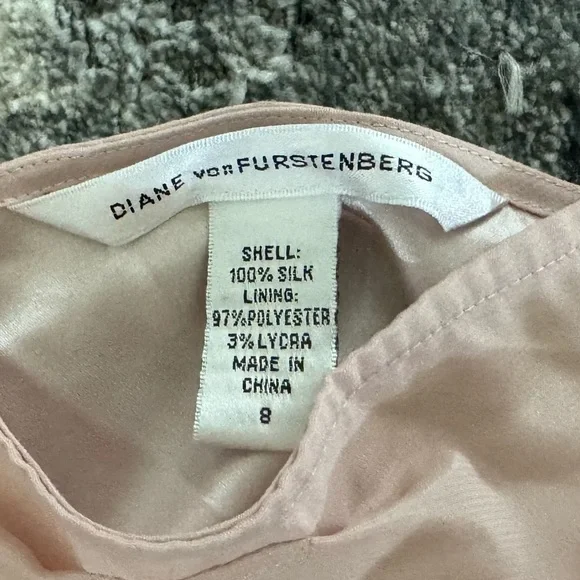 Diane von Furstenberg Silk V-Neck Tank Top * Pink - Picture 4 of 5